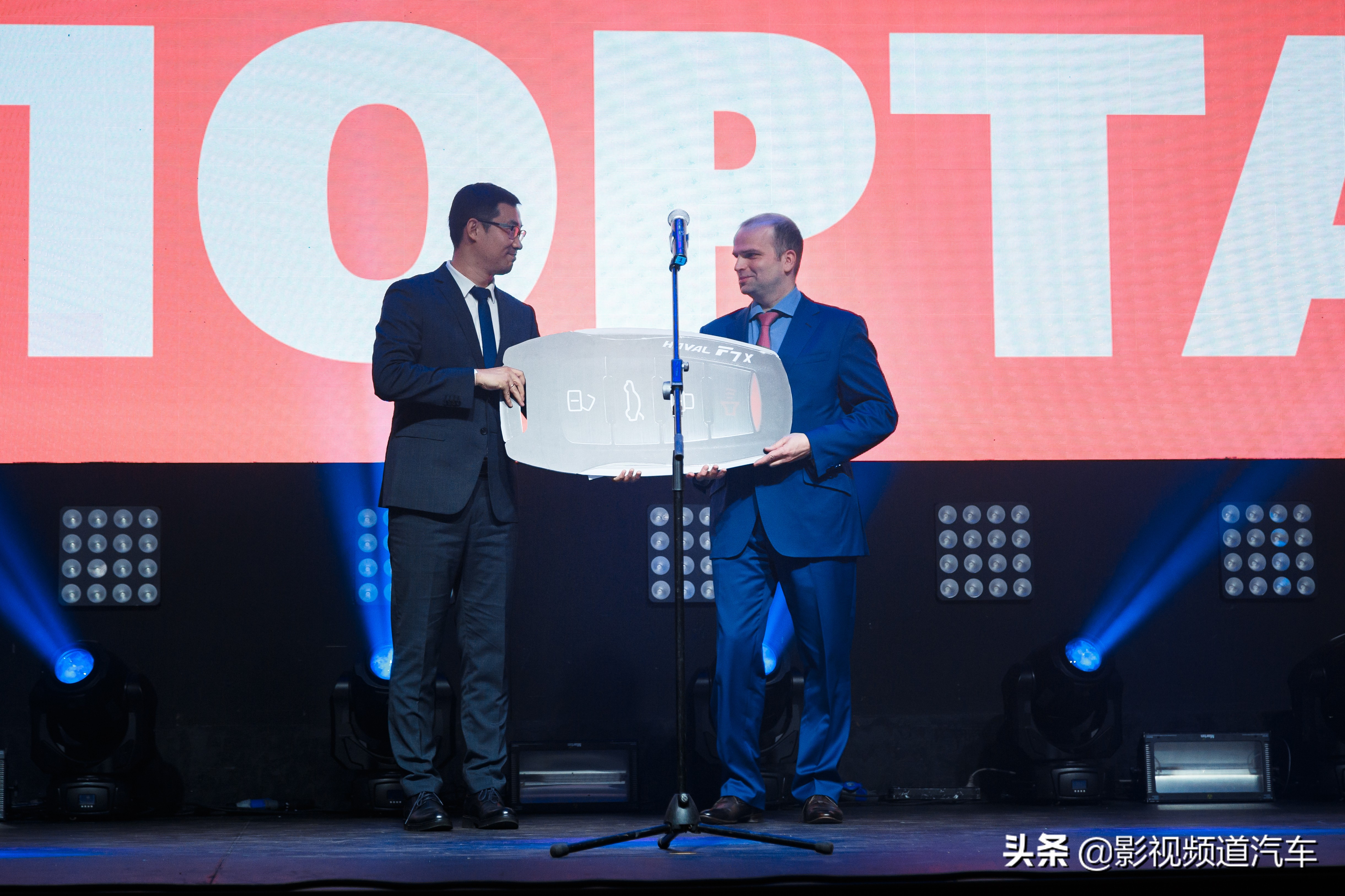 哈弗f7x黑武士极致潮玩,哈弗F7海外24款