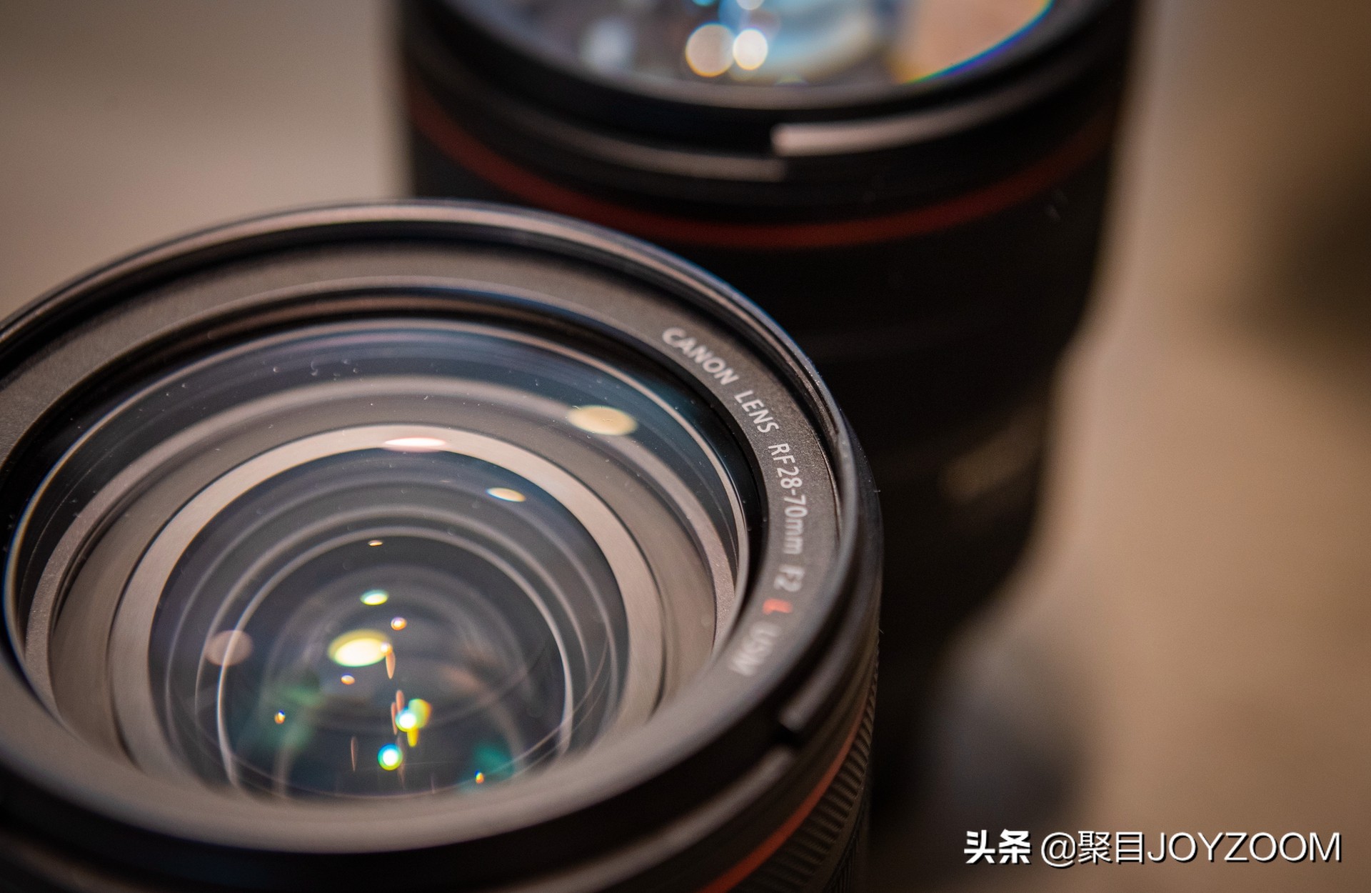 佳能28-70f2.8一代镜头值得购买吗,佳能rf28-70mmf2镜头测评