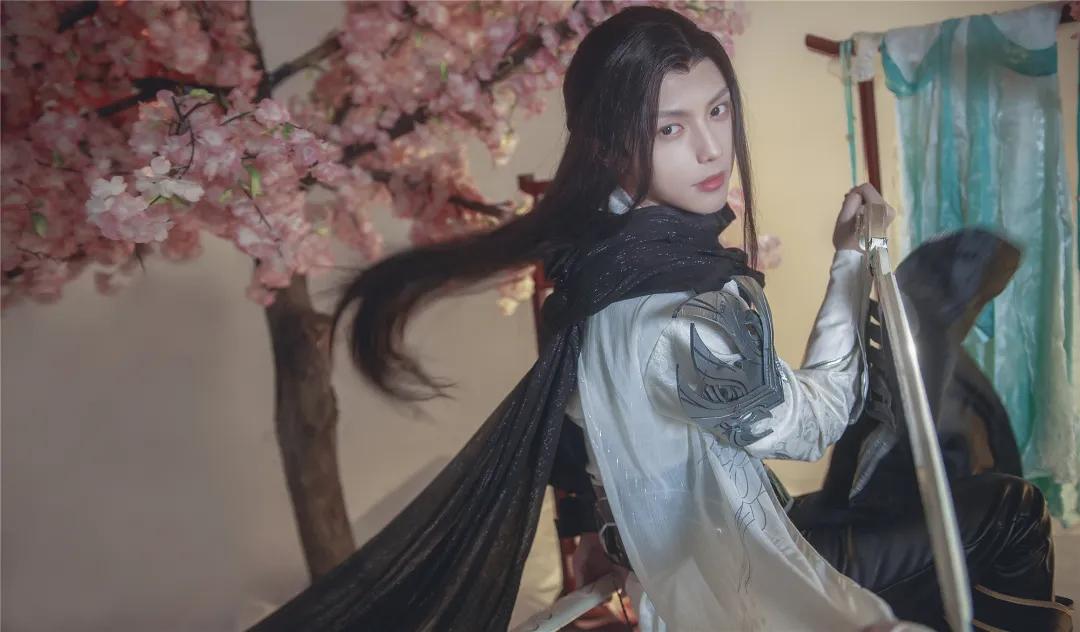 穿女装是种什么样的体验,说说自己穿女装的经历