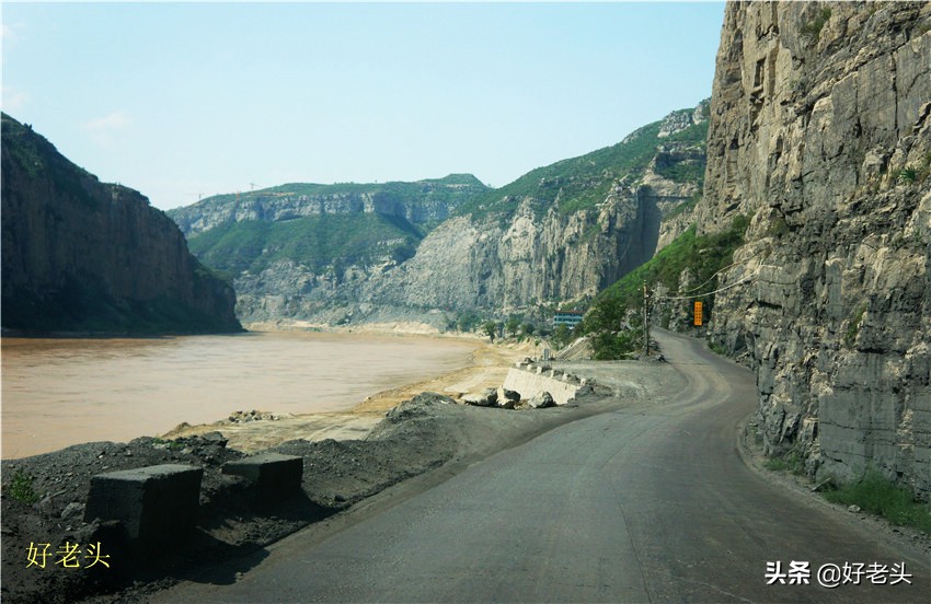 床车自驾游吃住在车上,床车自驾吃住