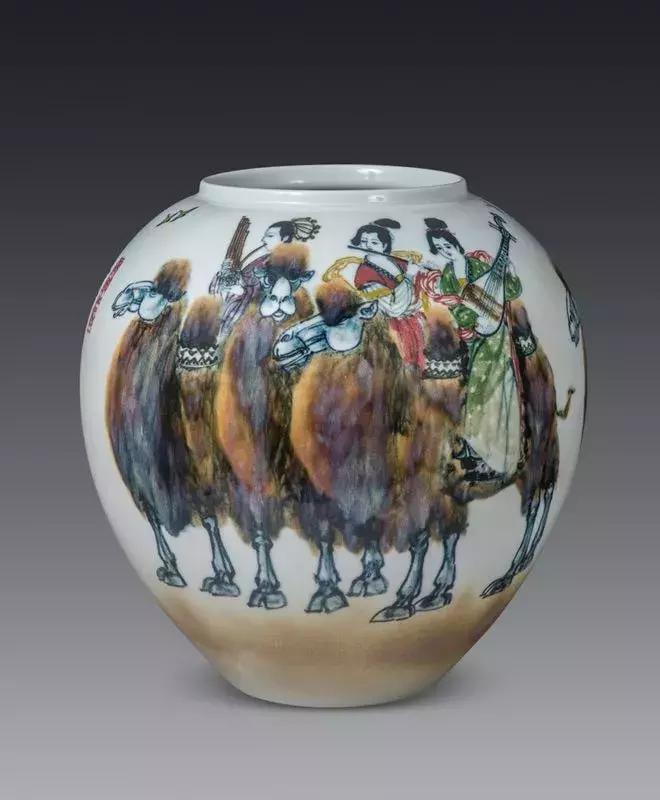 陶瓷艺术新星!深圳文博会金奖得主杨博,面向世界、扎根赣东北