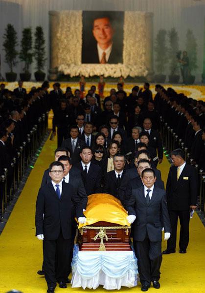 盘点十大背景显赫的明星,盘点娱乐圈十位有黑道背景的明星