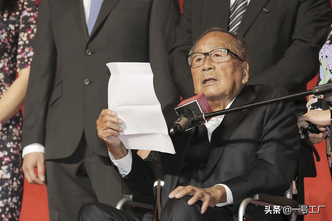 保健品和调味品利润可观,他靠这两样超李嘉诚,成英国最大投资者