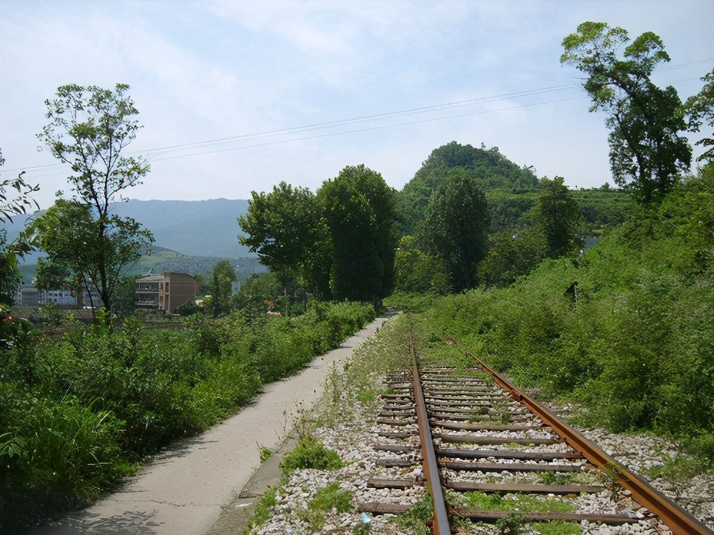 运转昭化站,探秘821厂铁路专线