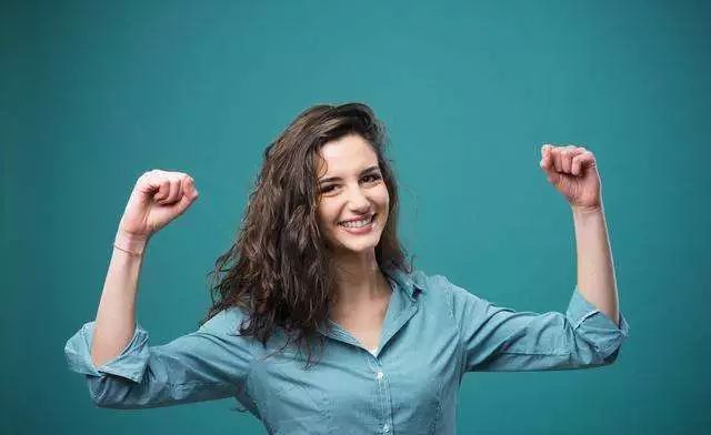 原生家庭欠你的你要靠自己赢回来,原生家庭欠你的