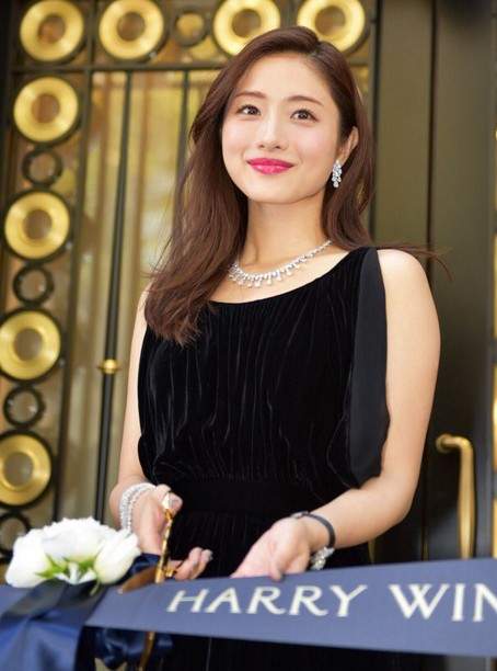 声音最甜的日本女明星,声音好听女星