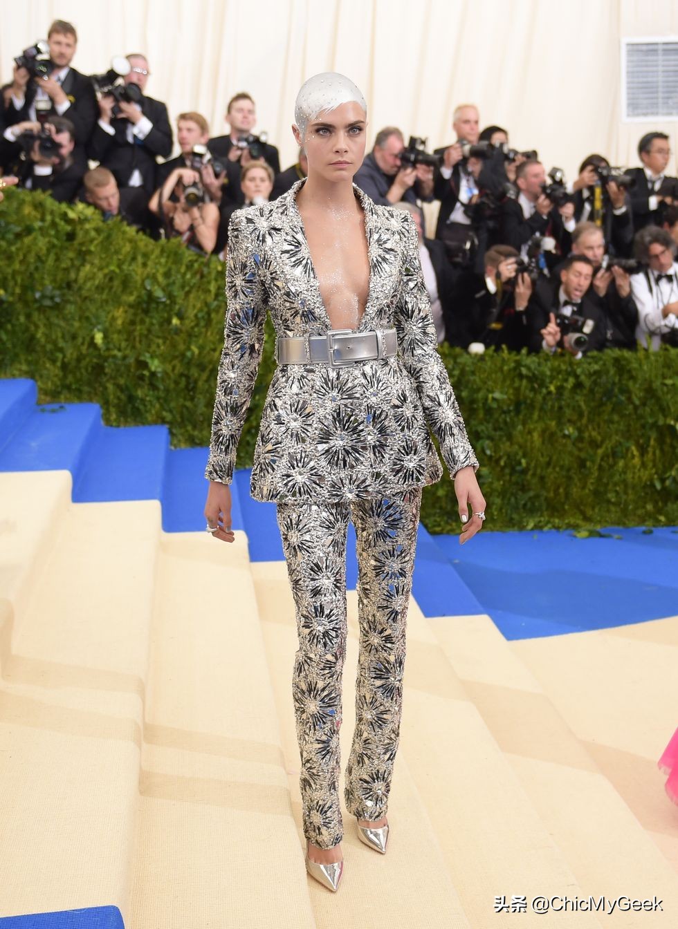 全球最牛鬼蛇神时尚盛典:盘点MetGala史上最惊天动地25个造型