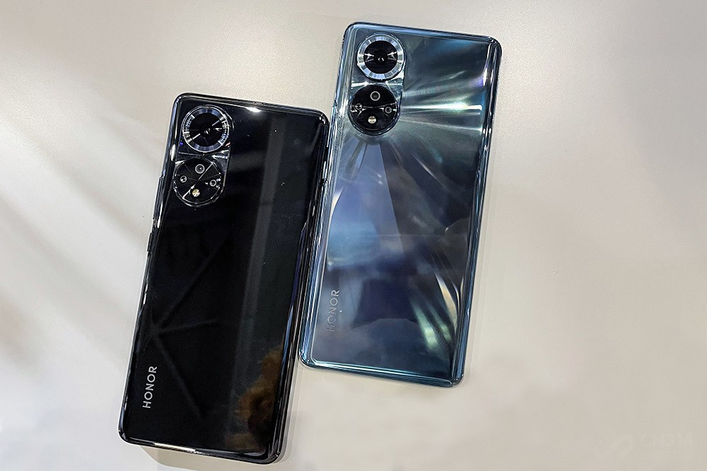 目前市场上最好用的手机是哪一款,最新款手机推荐性价比高的有哪些