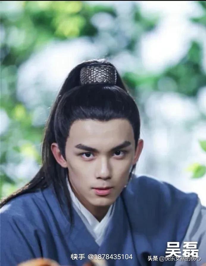 形容古代开朗帅气男子外貌的句子,描写古代男子温润儒雅气质的句子