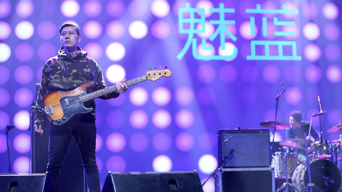 鎵嬫満鍘傚晢閫犺溅,鎵嬫満鍘傚晢涓轰綍璺ㄧ晫閫犺溅