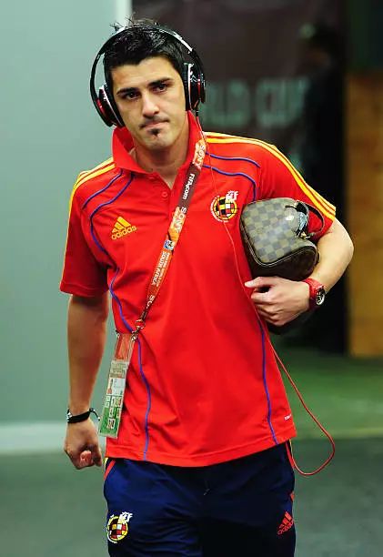 中国人为什么喜欢夹包,老外学中国人夹包