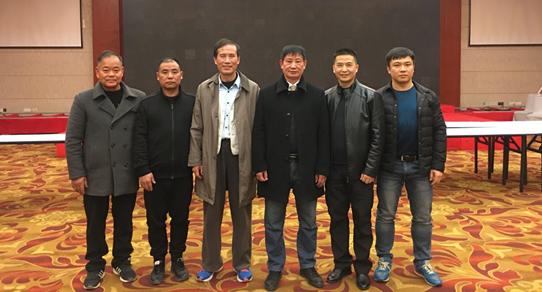 武协传统武术展演,市武协举办太极展演活动