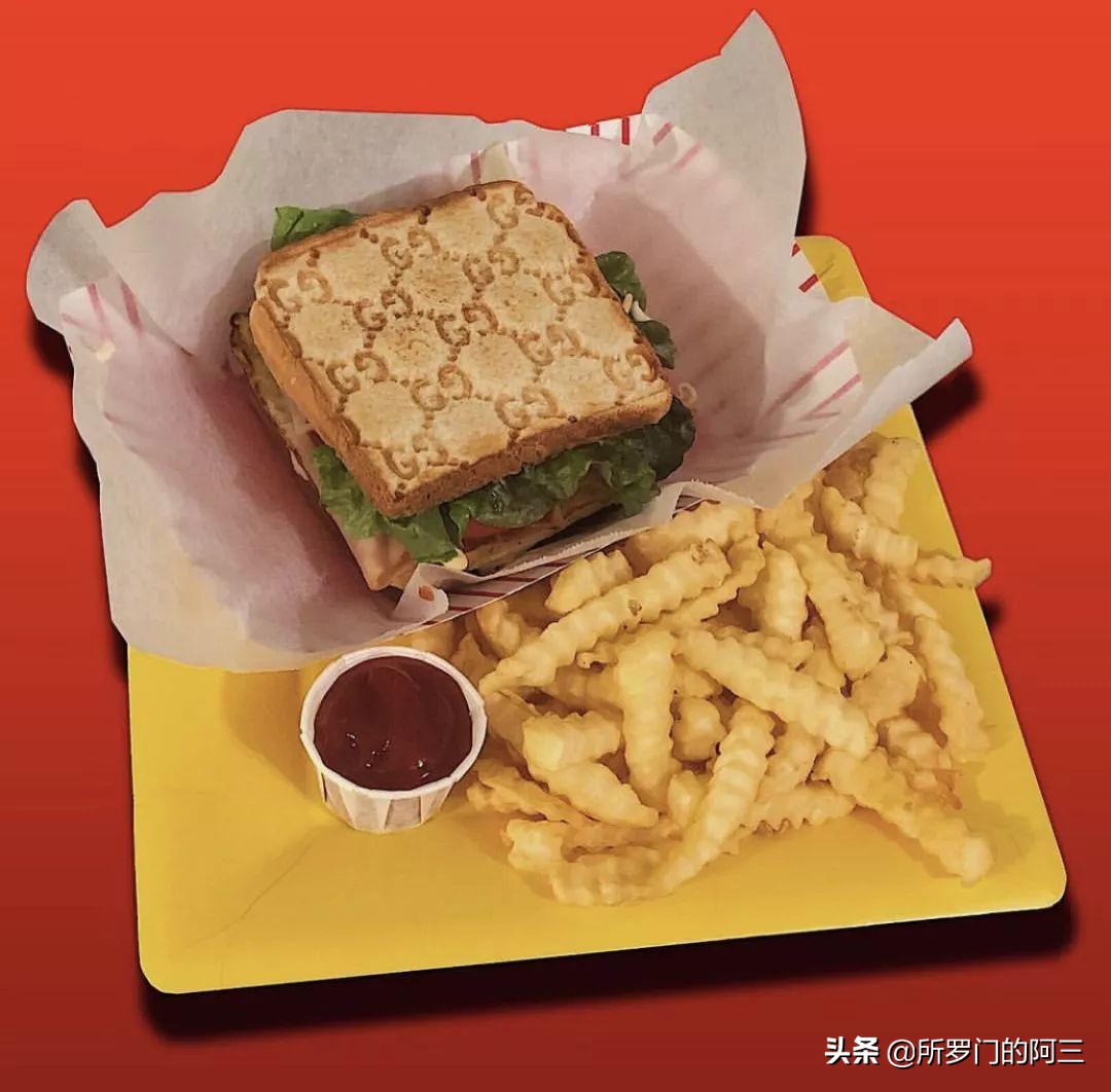 还在小心呵护奢侈品吗人家已经开始拆奢侈品了