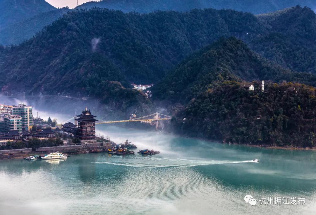 桐庐这艘带绝美“星空”的游船，开了！还有船票送送送！