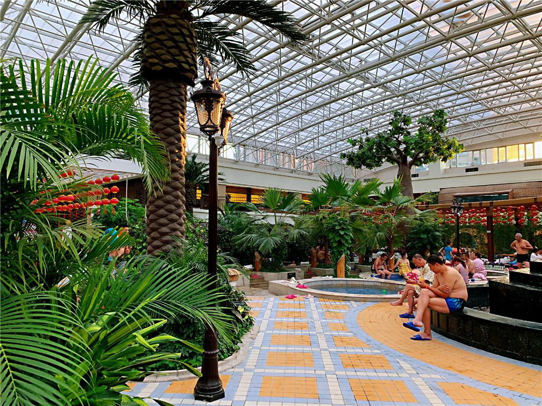 长春国信南山温泉酒店有没有汗蒸,2个亿建的温泉