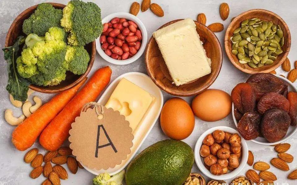 猫咪维生素中毒,大量给猫咪补充维生素有危害嘛