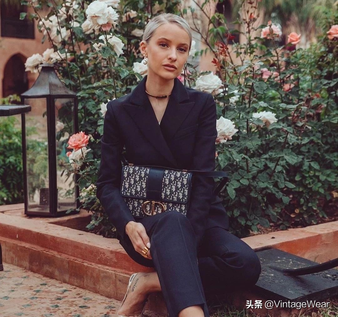 dior必买十大经典包,dior17年出了哪些款包包