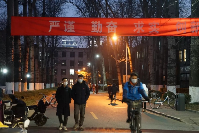 2023考研英语难还是简单,2023考研难度英语数学