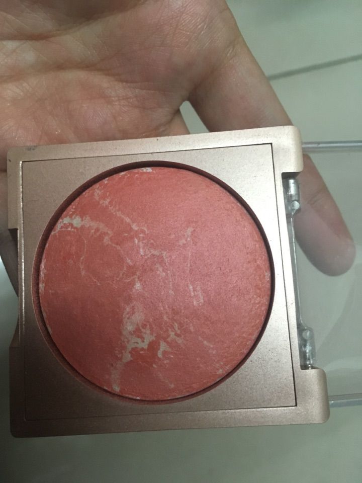 国产彩妆哪个牌子好用又便宜,这些平价国货彩妆贫民窟女孩必入