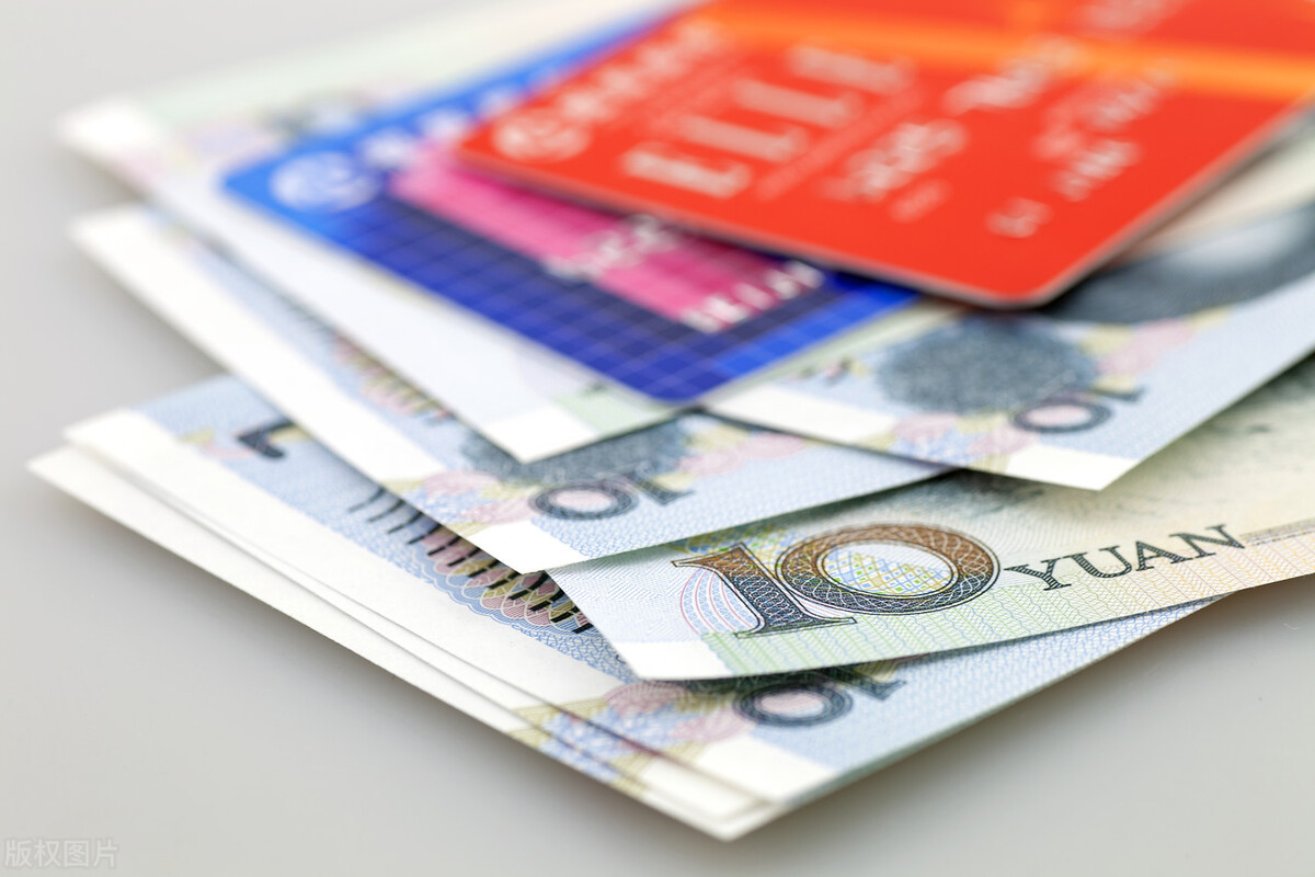 据说越南海关现在不再强制索取中国人小费了，可为时已晚了吧