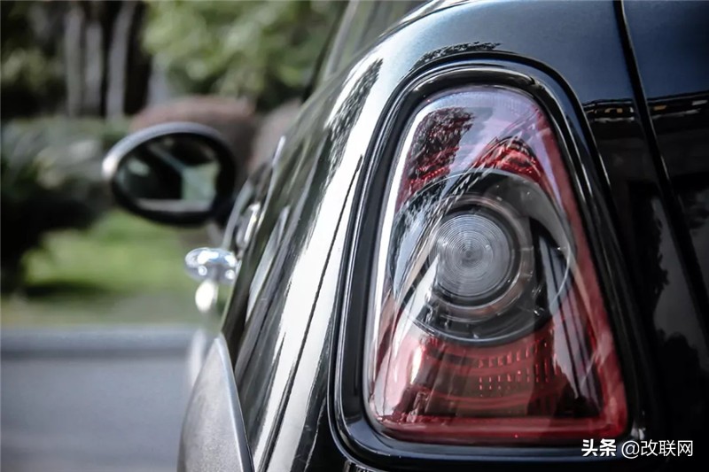 这是情怀体现的MINIR56JCW帅到爆炸