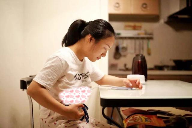 瀹濆杈涜嫤鎸ゅ嚭200琚嬫瘝涔宠濠嗗﹩涓㈡帀,瀹濆瀛樹竴鍐扮濂惰涓㈡帀