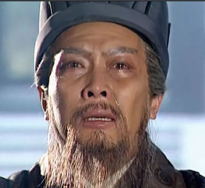 老不看三国下半句,为什么说老不看三国少不看水浒