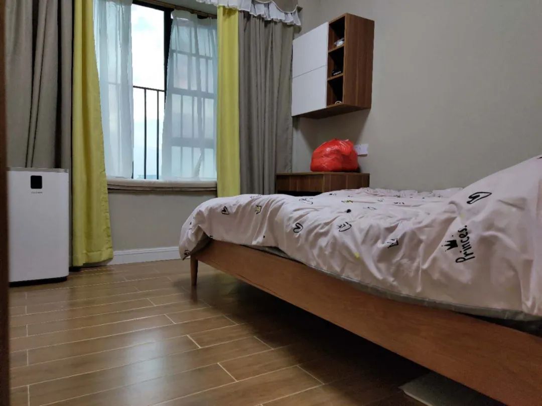 飘窗窗帘怎么挂,飘窗窗帘装里面好看还是外面好