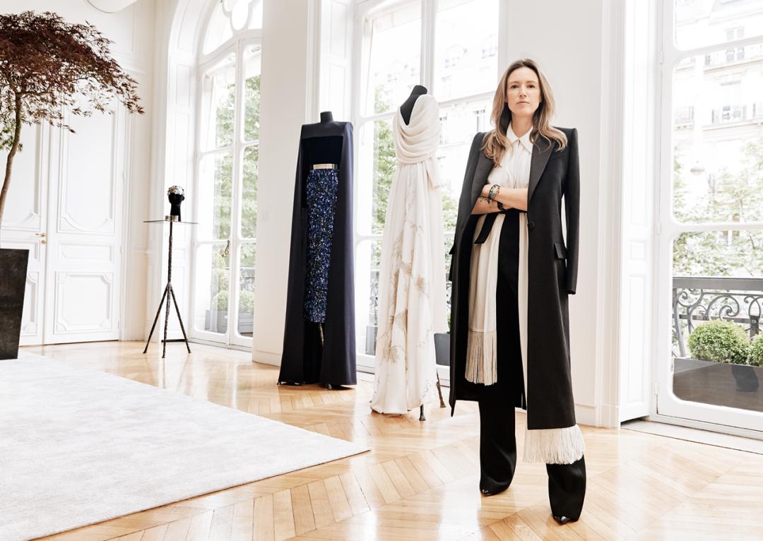 那个给Chloé设计出小猪包的设计师居然被Givenchy炒鱿鱼了