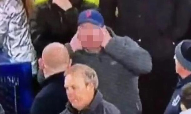 孙兴慜进球后遭种族歧视,孙兴慜现在还被歧视吗