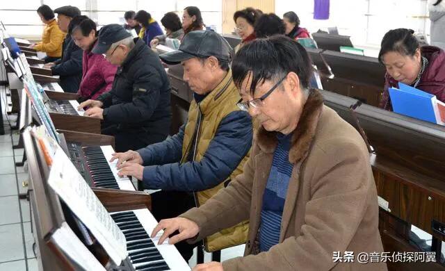 弹钢琴使不上力度怎么练,钢琴电子琴练习方法