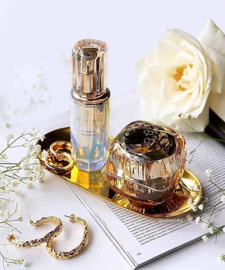 什么精华好用混合肌肤效果好,年轻肌肤补水保湿修复哪款精华好