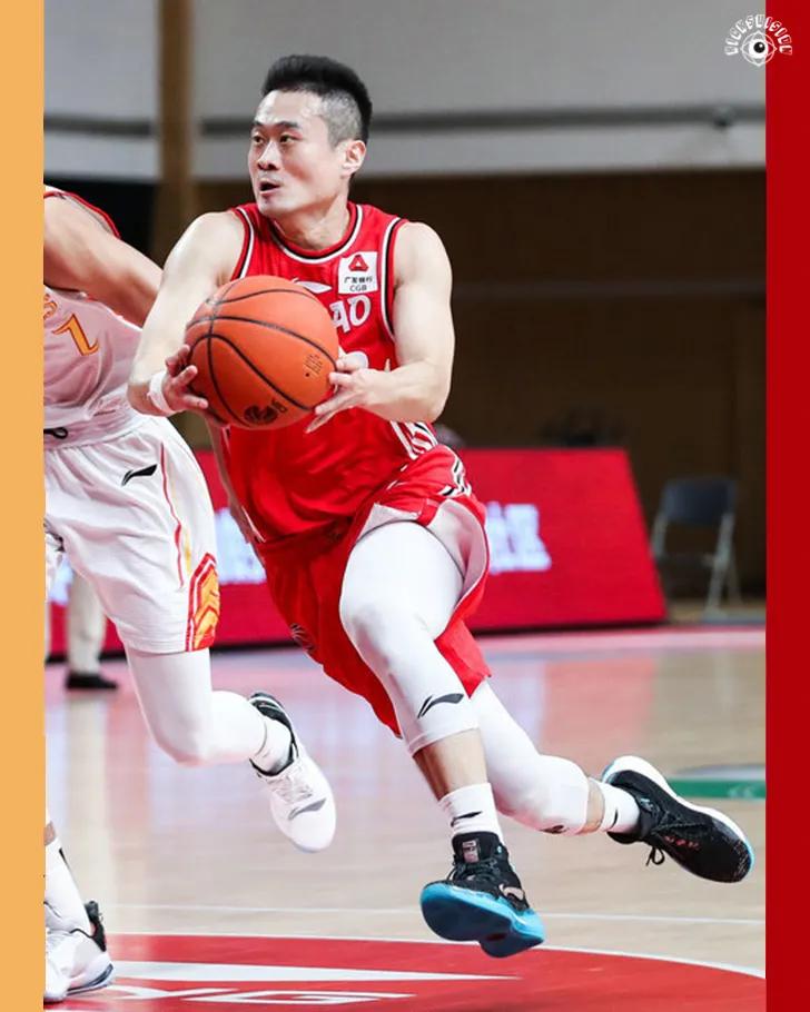 CBA球鞋面面观｜这鞋竟是CBA里阿迪达斯唯一的排面