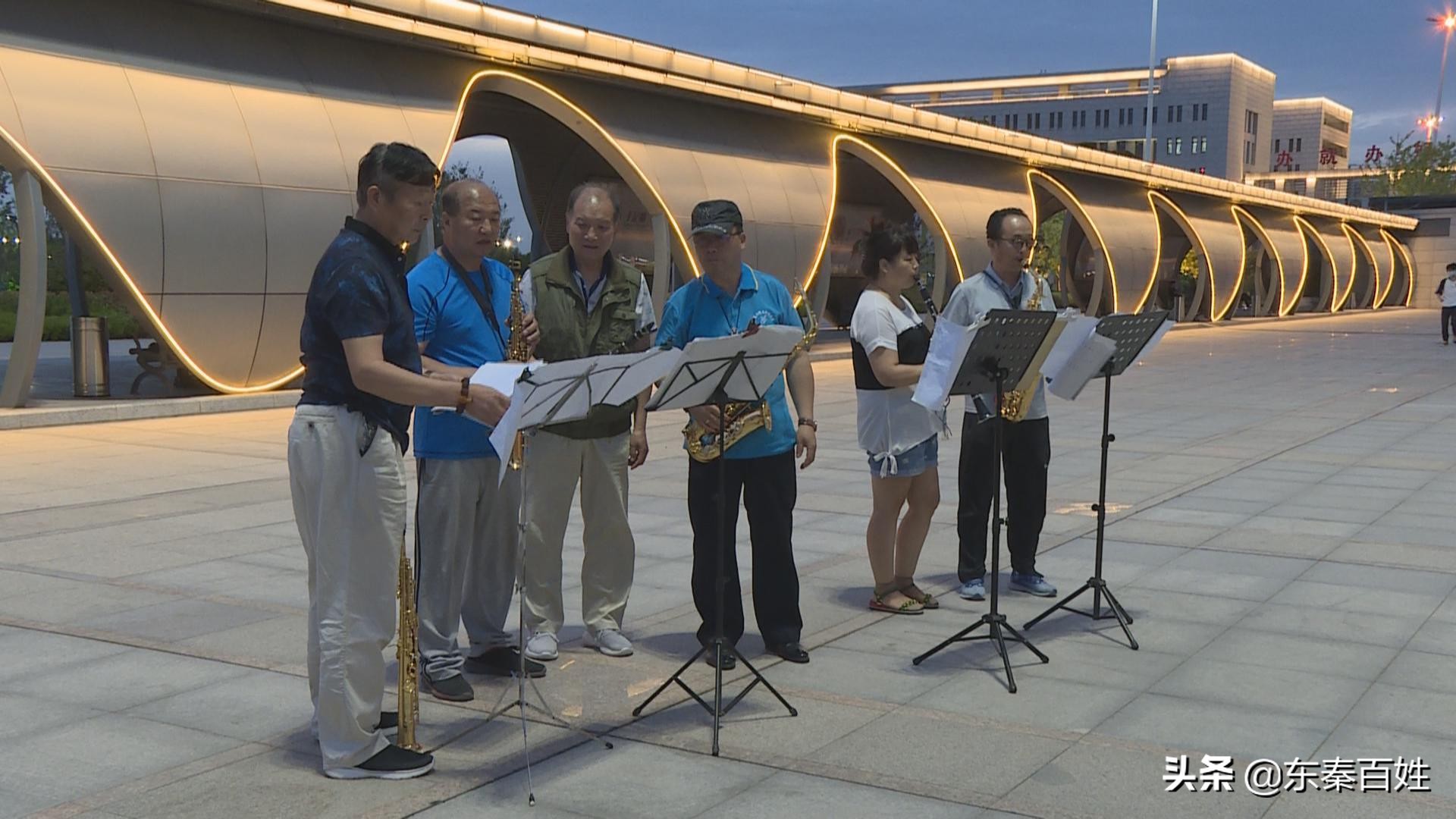 闊崇埍鑰屾潵涓虹埍鍙戝0,钀ㄥ厠鏂惞濂忎腑鍥藉ぇ鑸炲彴