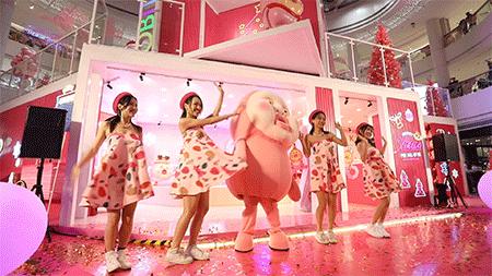 日本国宝级丑萌界鼻祖“屁桃君”，粉色风暴来袭，你hold住了吗