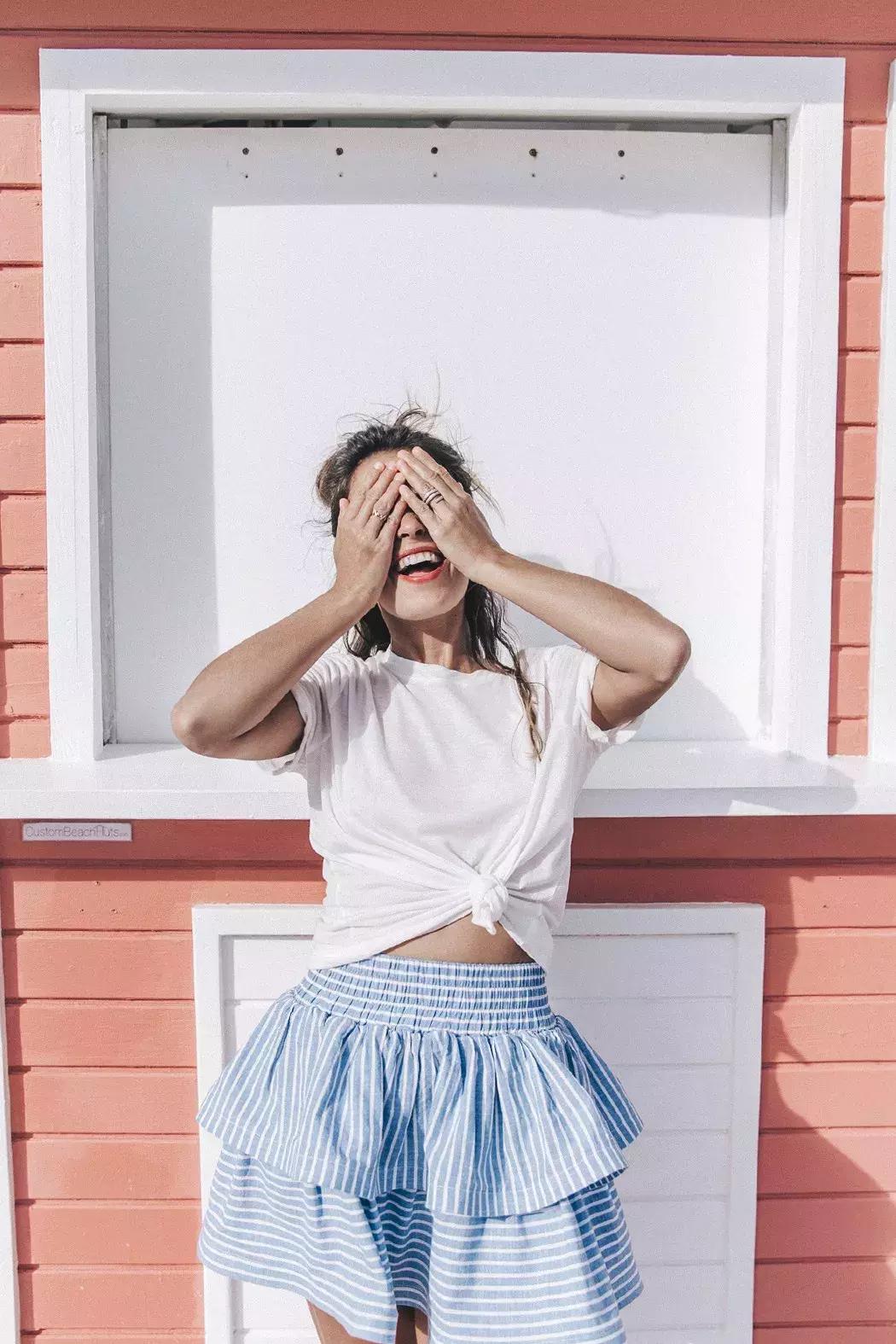 t恤穿久了偶尔也要换个风格,t恤穿好几年不旧的洗法