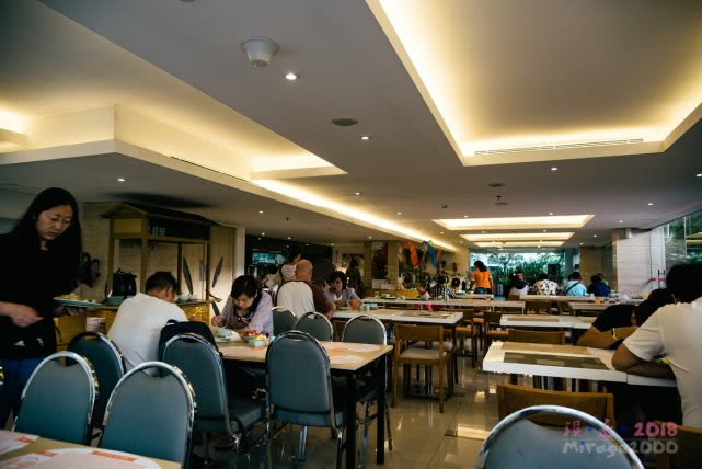 巴厘岛的综合体，看看和我们的有什么不同