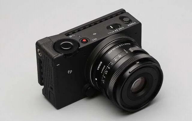 没有8K就不拍视频了？最详细全画幅专业电影机适马fp使用分享来了