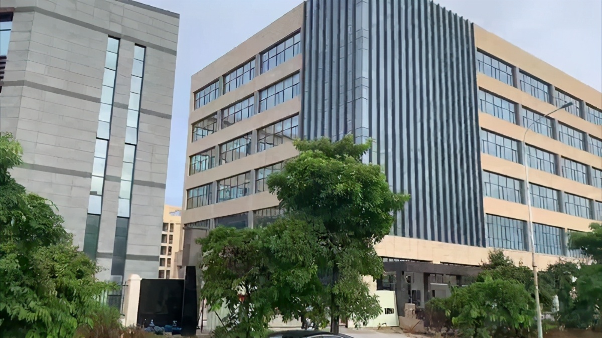 90后开工厂经历,90后老板开厂