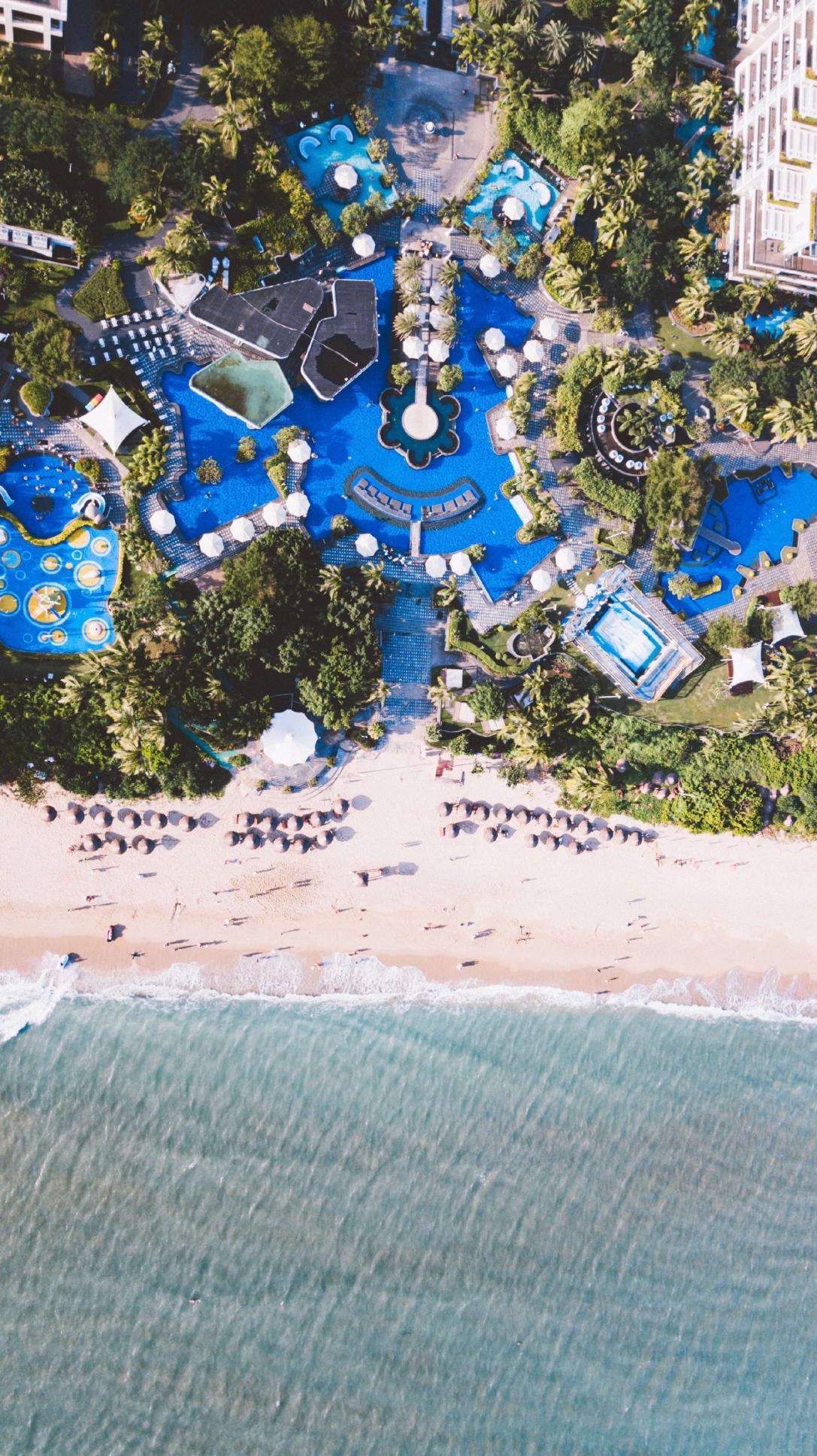 住在三亚亚龙湾附近好吗,三亚旅游亚龙湾海景房