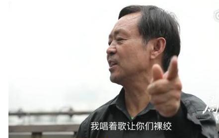 马保国称14岁抡120斤刀，网友：比关羽80斤重，只比李元霸800斤少