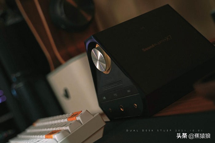 不到半年时间，接着折腾优化桌面，再SHOW一次