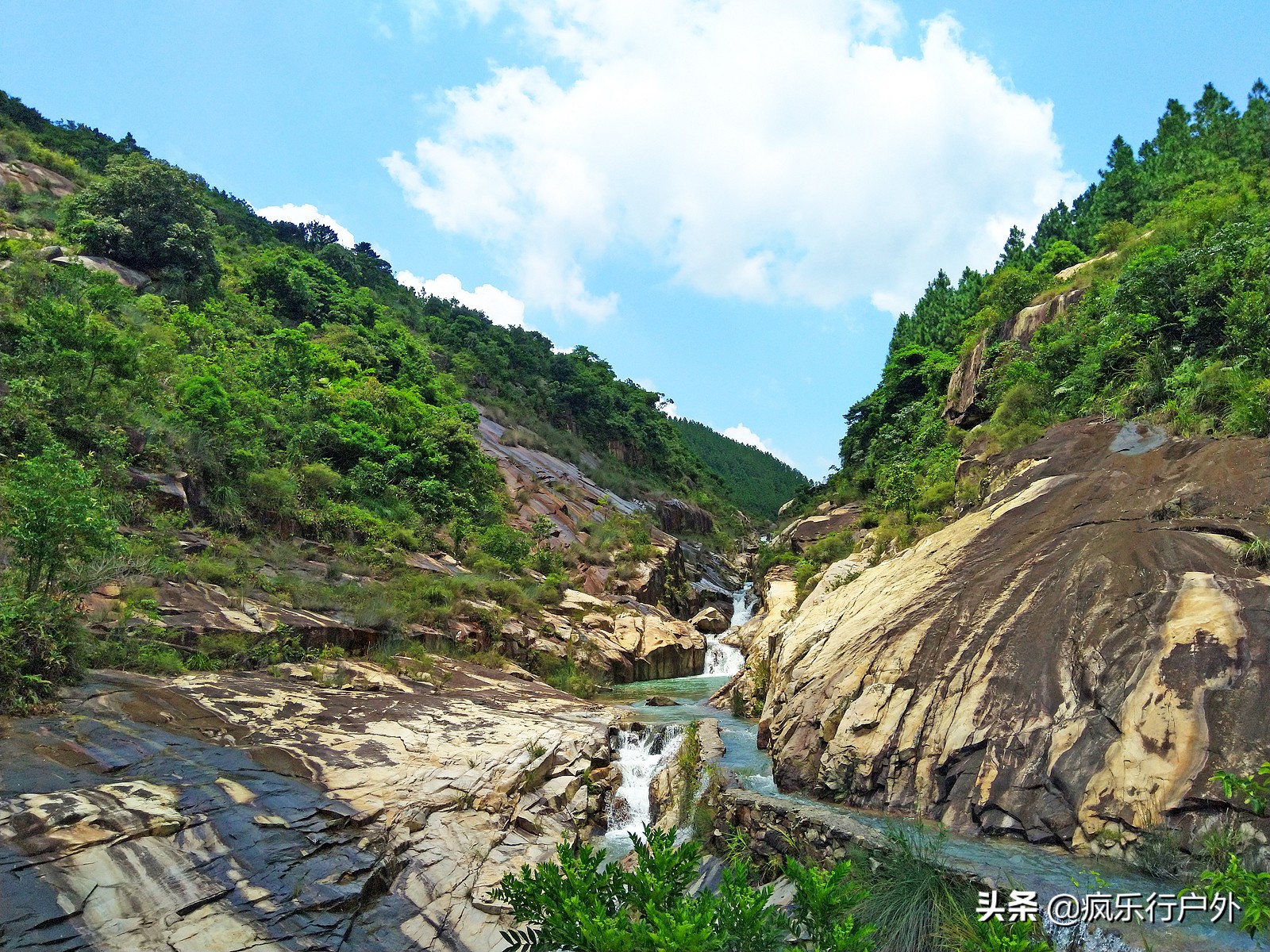 捡水晶宝石的地方,恩平市哪里有水晶石捡
