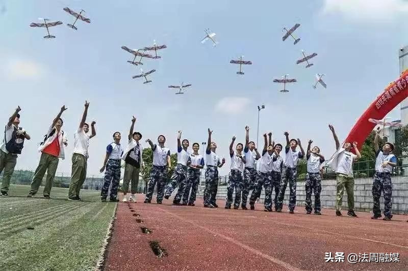 2002年常德市一中事件,常德新闻热点大事件