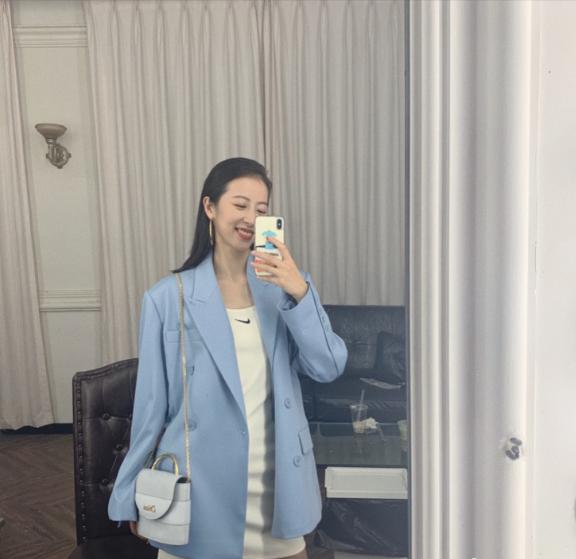 想要自拍可以弄什么动作,想自拍怎么拍好看呢