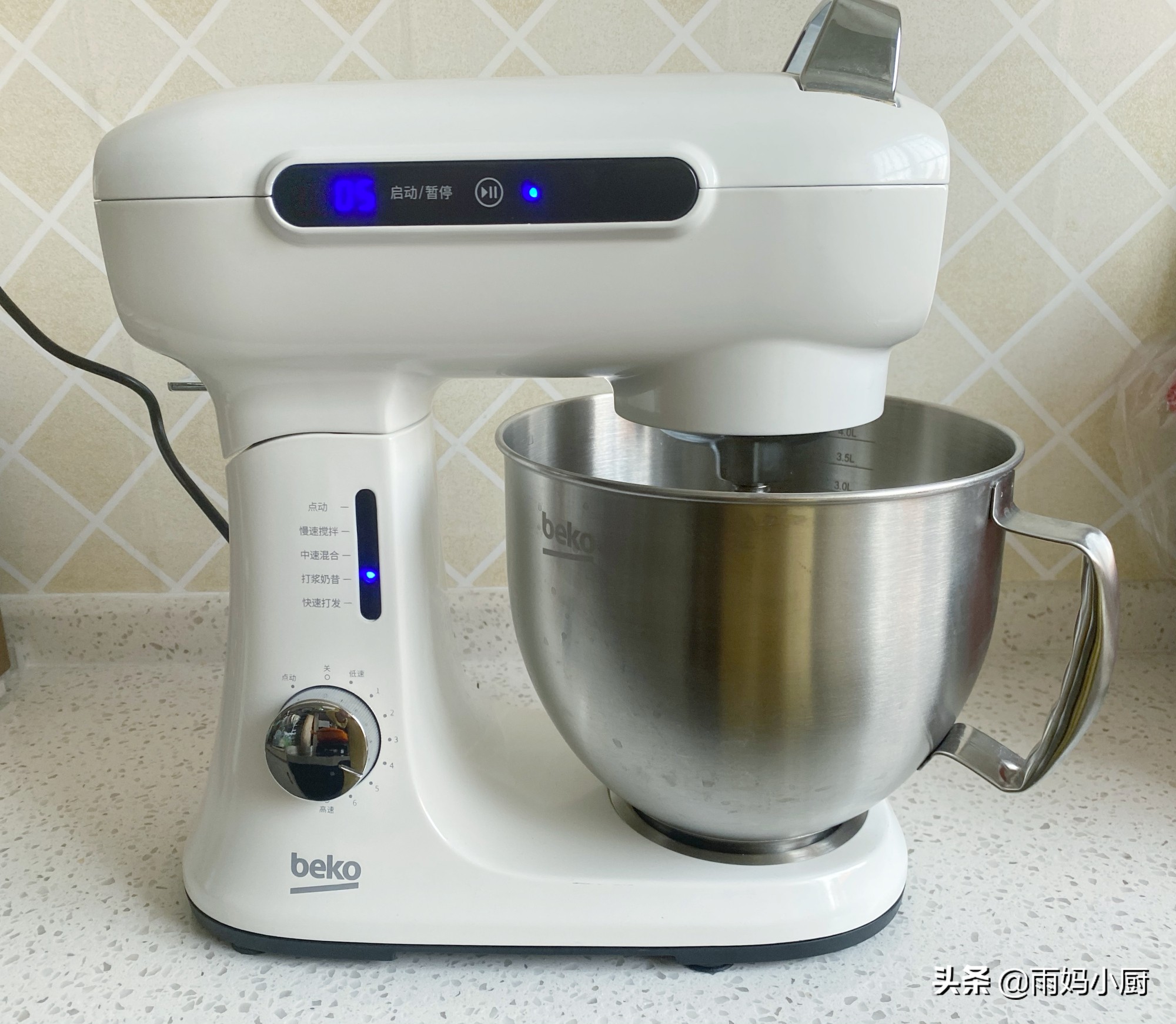 可可戚风蛋糕不塌陷不回缩好吃,不回缩口感绵密的蛋糕