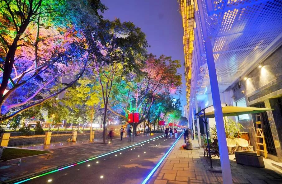 成华头条|剃头匠吴师傅的“烦恼”不见了