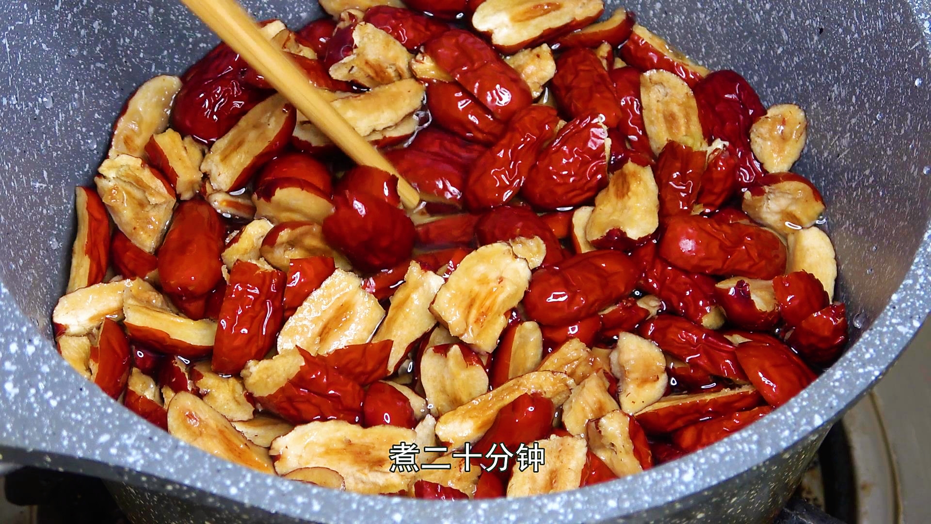 自制红枣核桃糕的简单做法,自制红枣核桃糕没有淀粉怎么办