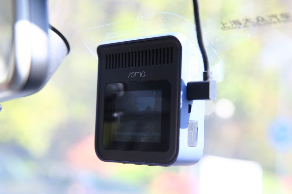 70迈记录仪a400拆解,70迈记录仪魔方a400评测