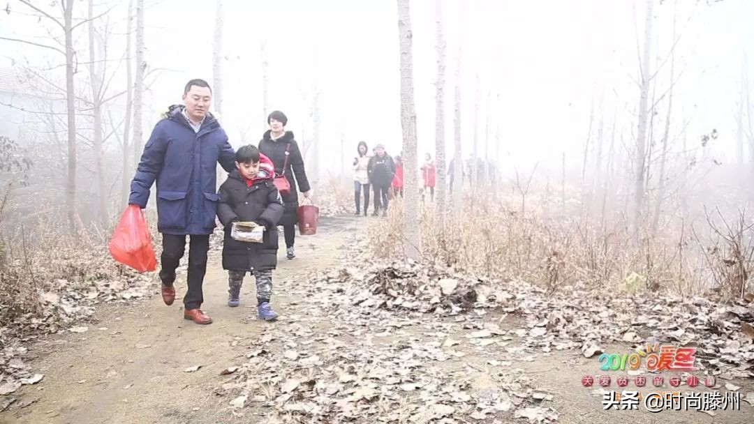 成长的路上微笑相伴,微笑向阳努力奋斗